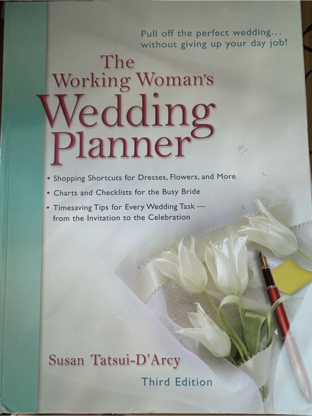 The Working Woman's Wedding Planner - White & Mint Cover